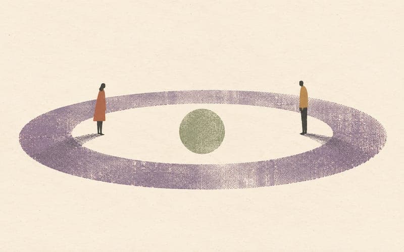 Two small figures around an open ring and a shared circle, representing agreed expectations and feedback.